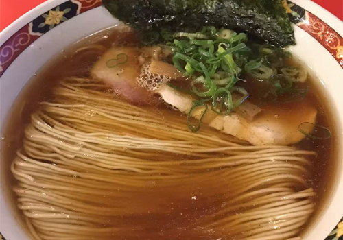 麺や食堂の醤油ベースの中華そば