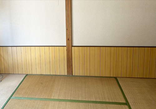 藤沢市賃貸物件の和室、畳撤去前の状態